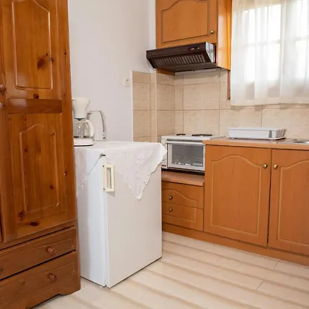 στουντιοσ τακοσ Apartamento Kala Nera